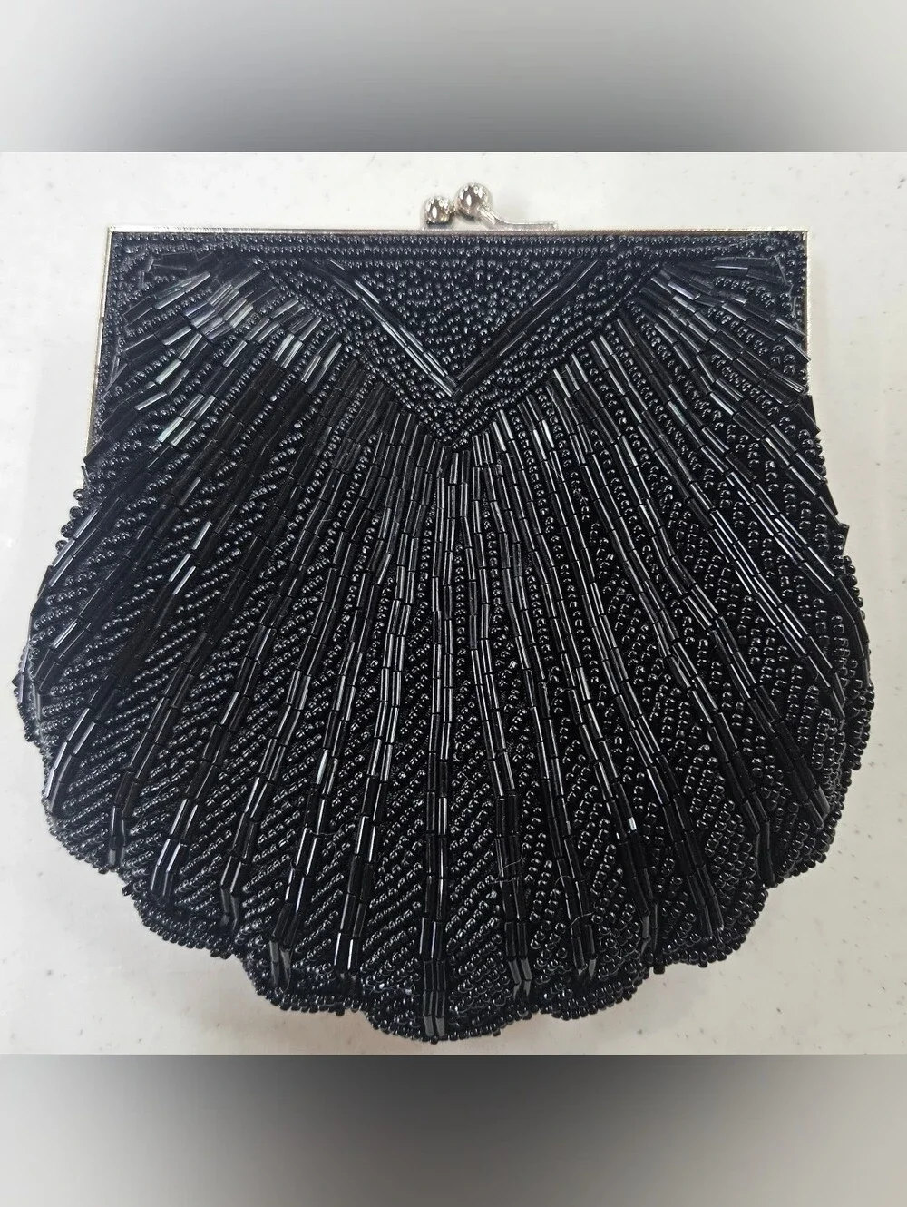 Source Unknown Black Beaded Shell Brautiful Evening Clutch